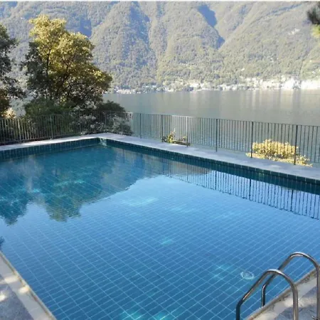 Lovely & Romantic Attic On Lake Como Lägenhet Nesso